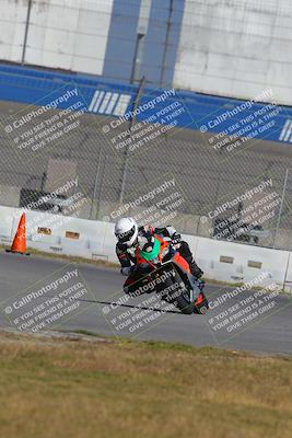 media/Nov-26-2022-Fastrack Riders (Sat) [[b001e85eef]]/Level 2/Session 3 Outside Turn 9/